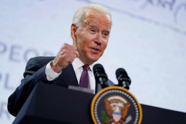Tổng thống Biden gặp sự cố với thang máy tại hội nghị G20