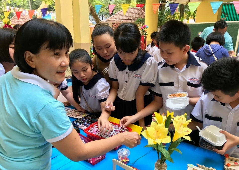TPHCM ra chỉ đạo khẩn đón học sinh đi học vào ngày 17/2 - 1 TPHCM ra chỉ đạo khẩn đón học sinh đi học vào ngày 17/2 - 1