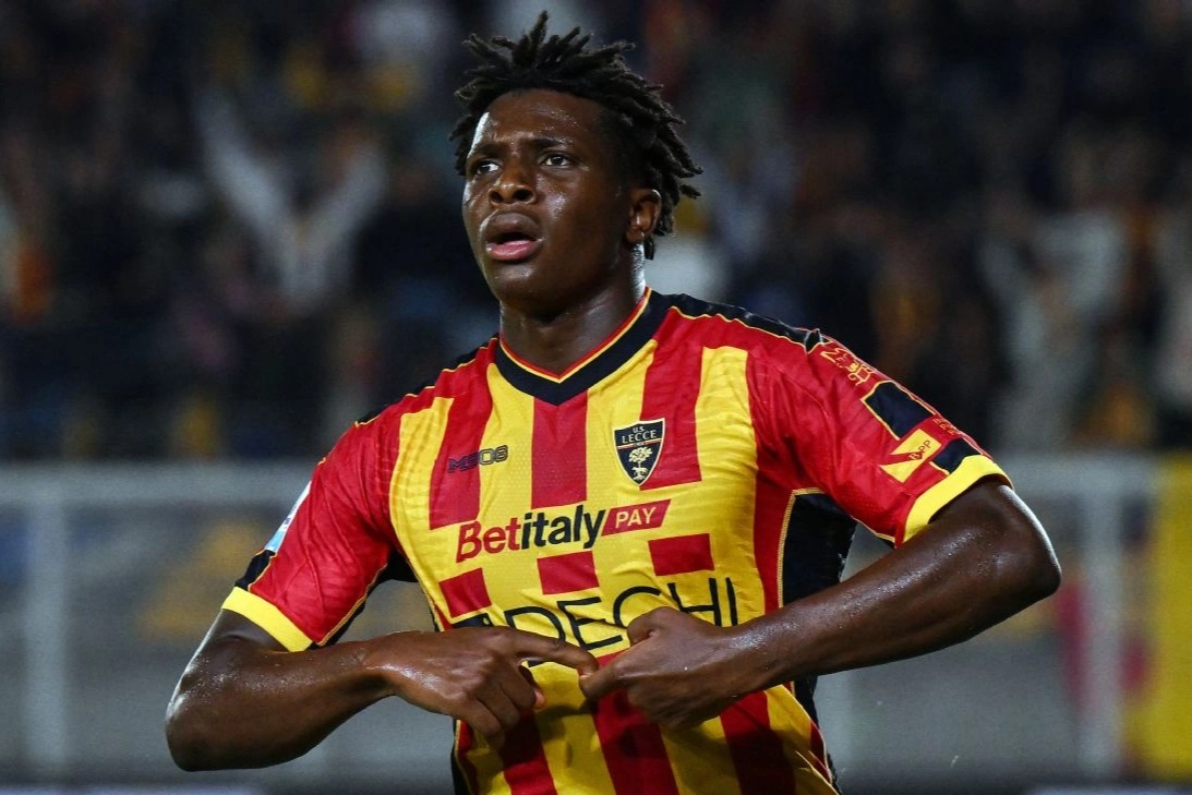 Man Utd koopt linksback voor 34 miljoen euro - 1 Man Utd mua hậu vệ trái với giá 34 triệu euro - 1