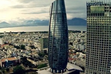 Ngỡ ngàng clip vẻ đẹp tuyệt vời của thành phố Đà Nẵng