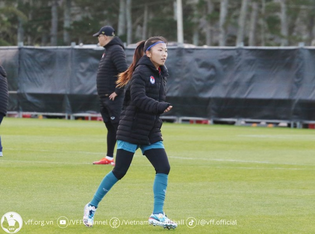 Huỳnh Như: Đội bóng yếu có thể gây bất ngờ ở World Cup - 1 Huỳnh Như: Đội bóng yếu có thể gây bất ngờ ở World Cup - 1