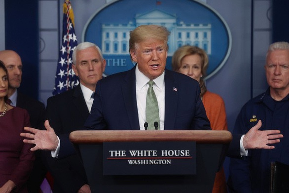 Nước Mỹ trước viễn cảnh tê liệt vì Covid-19, ông Trump có kịp trở tay? - 1 Nước Mỹ trước viễn cảnh tê liệt vì Covid-19, ông Trump có kịp trở tay? - 1