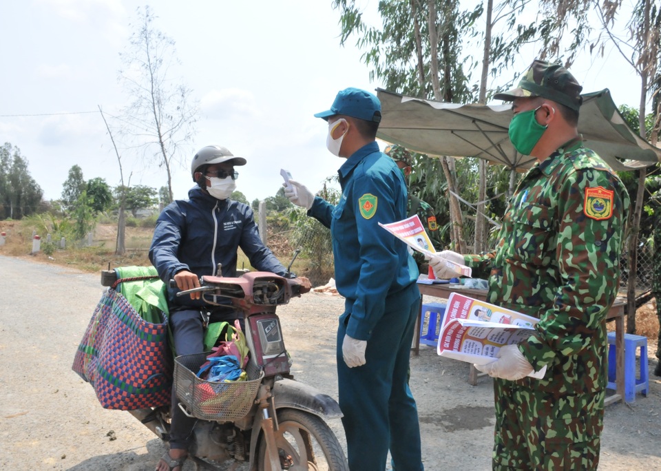 8 ca F1 bệnh nhân 1452 Đồng Tháp âm tính với SARS-CoV-2 - 2 8 ca F1 bệnh nhân 1452 Đồng Tháp âm tính với SARS-CoV-2 - 2