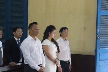 Bà Thảo yêu cầu ông Vũ ngưng xúc phạm mình.