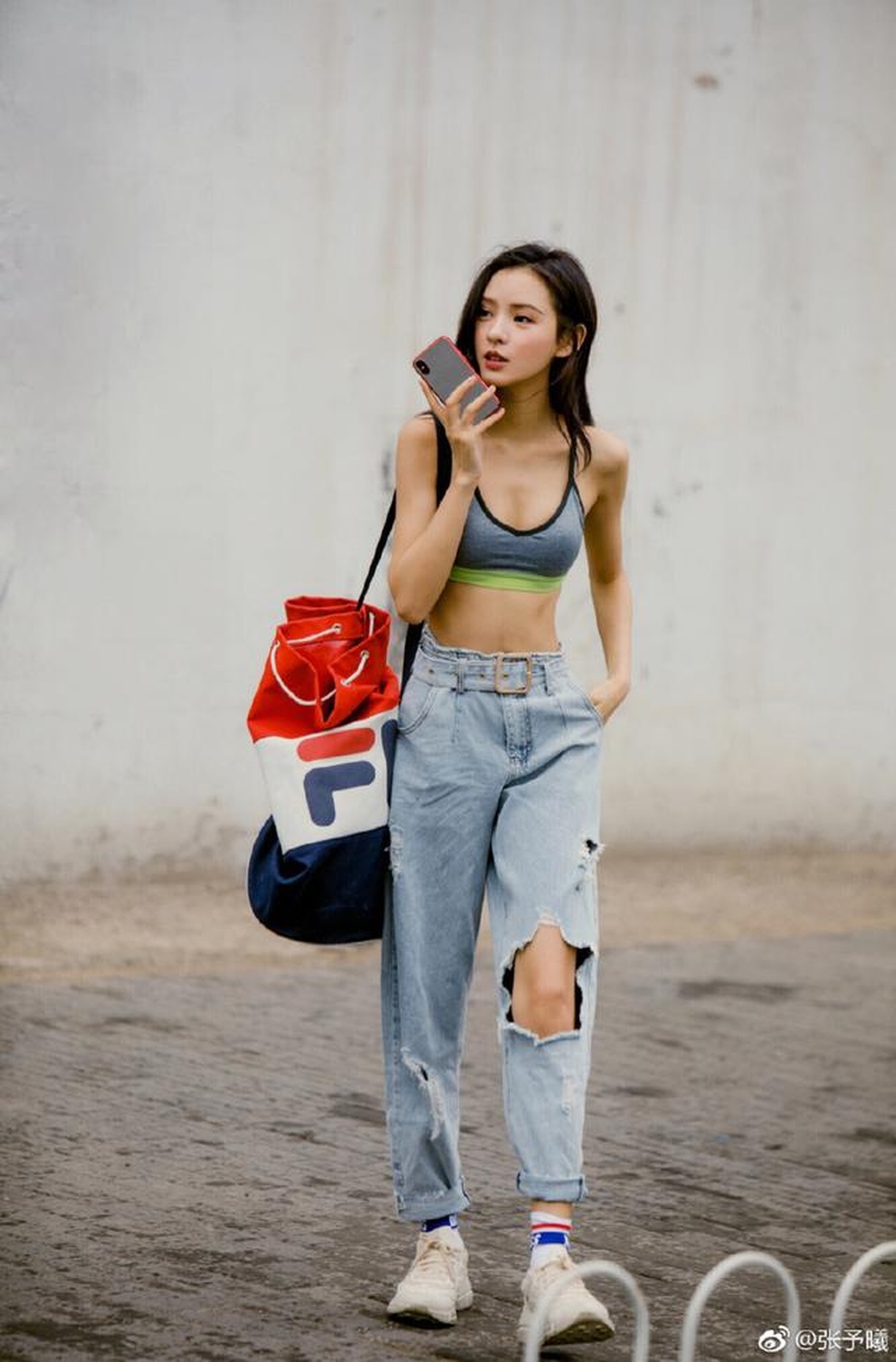 Búp bê màn ảnh Trung Quốc lộ ảnh khác lạ thời chưa nổi tiếng - 3 Búp bê màn ảnh Trung Quốc lộ ảnh khác lạ thời chưa nổi tiếng - 3