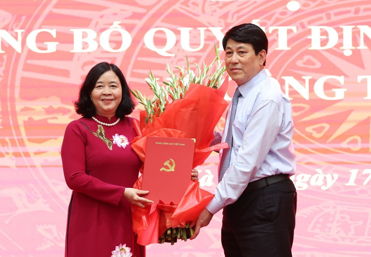 View - Bà Bùi Thị Minh Hoài làm Bí thư Thành ủy Hà Nội | Báo Dân trí