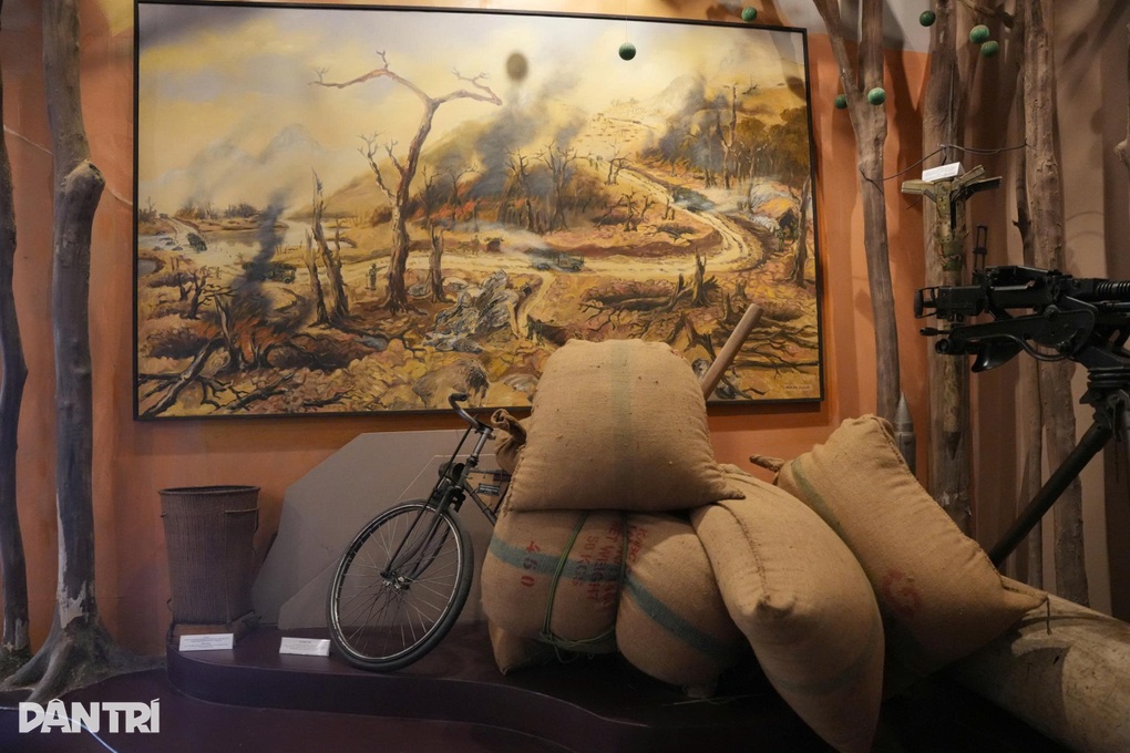 How the Vietnamese turned bicycles into the logistical backbone of the Dien Bien Phu battle - 3 Cách người Việt biến xe đạp thành xương sống hậu cần trận Điện Biên Phủ - 3