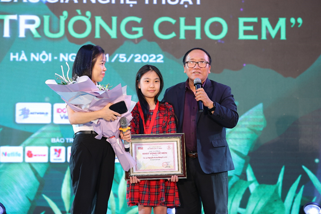 Nữ sinh 9 tuổi giành giải Khát vọng Dế Mèn - 2 Nữ sinh 9 tuổi giành giải Khát vọng Dế Mèn - 2