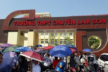 Điểm chuẩn dự kiến vào lớp 10 Trường THPT chuyên Lam Sơn