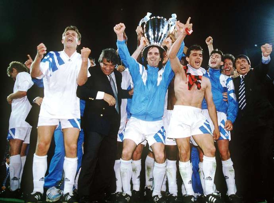 10 đội bóng huyền thoại bị “tàn phá” bởi sự “xâu xé” chuyển nhượng - 4