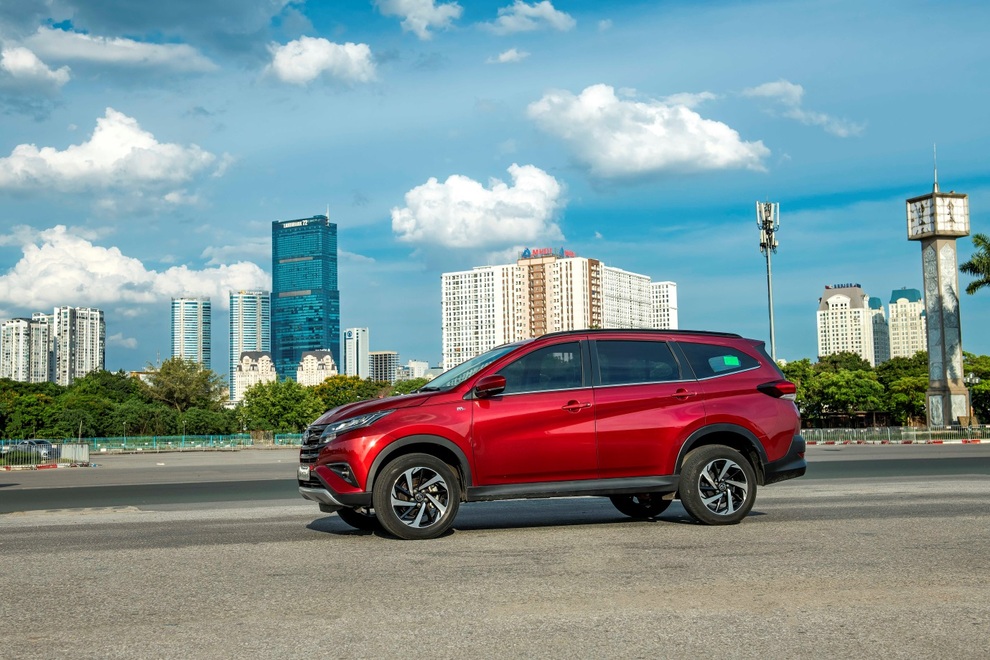 Doanh số Toyota Rush tăng gấp đôi nhờ hàng loạt ưu đãi hấp dẫn - 2 Doanh số Toyota Rush tăng gấp đôi nhờ hàng loạt ưu đãi hấp dẫn - 2