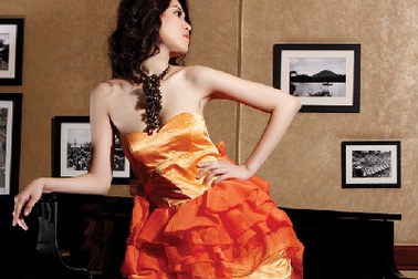 Siêu mẫu Thu Hằng ấn tượng với “Silence Girl”