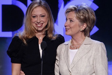 Obama không được mời tới đám cưới Chelsea Clinton