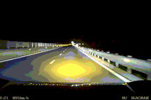 Phát hiện 4 thiếu niên vô tư đi bộ trên cao tốc