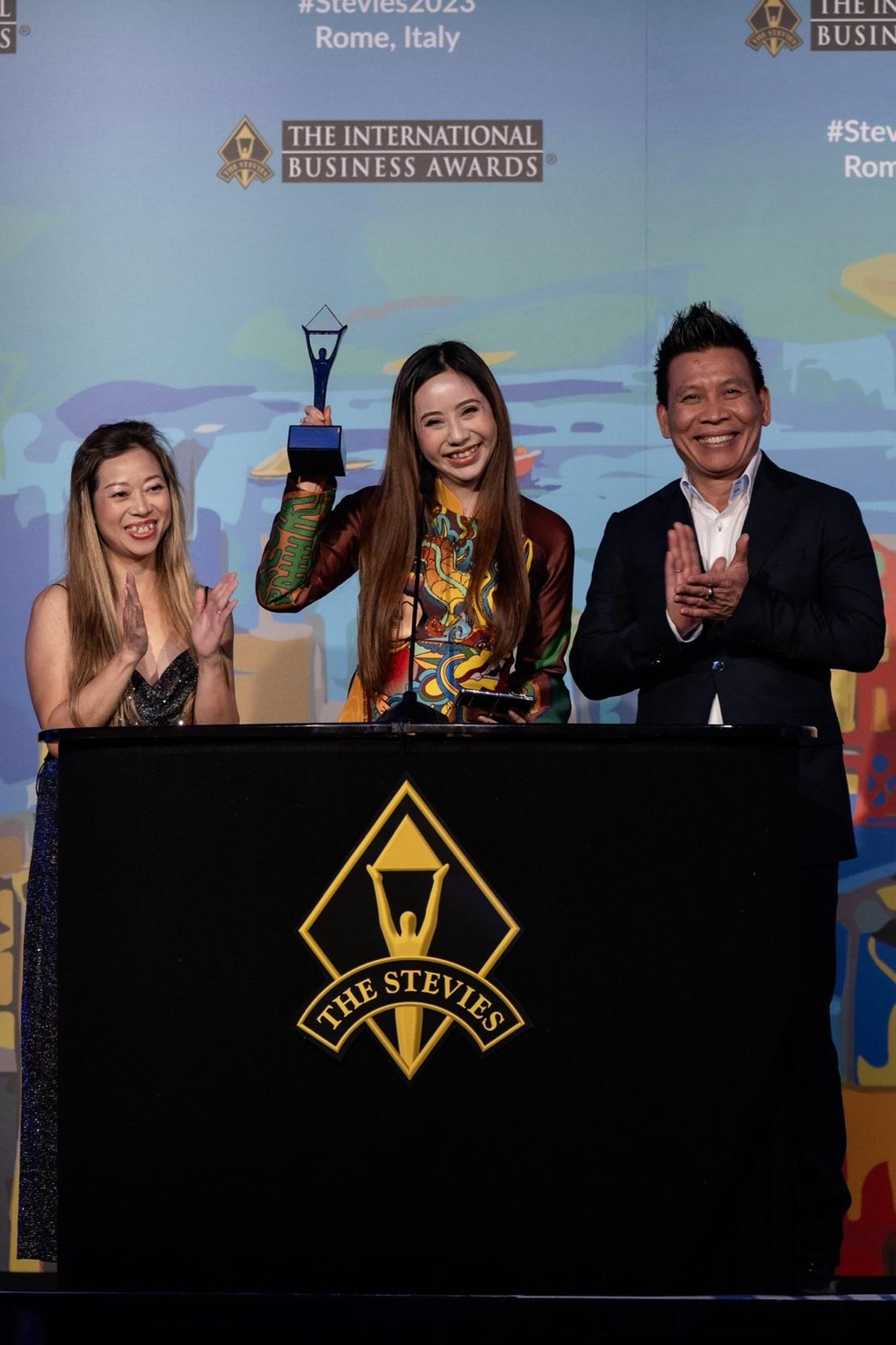 Newday Media gây tiếng vang khi lần thứ 3 đạt giải Vàng Stevie Awards - 2 Newday Media gây tiếng vang khi lần thứ 3 đạt giải Vàng Stevie Awards - 2