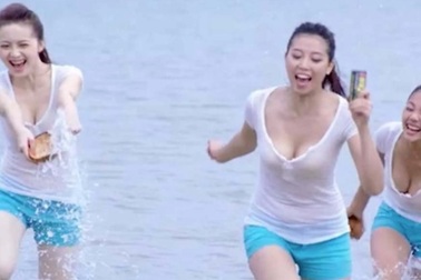 Công ty Trung Quốc gặp rắc rối vì đưa "trai xinh gái đẹp" vào quảng cáo