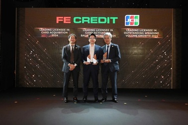 FE Credit được Tổ chức Thẻ Quốc tế JCB vinh danh