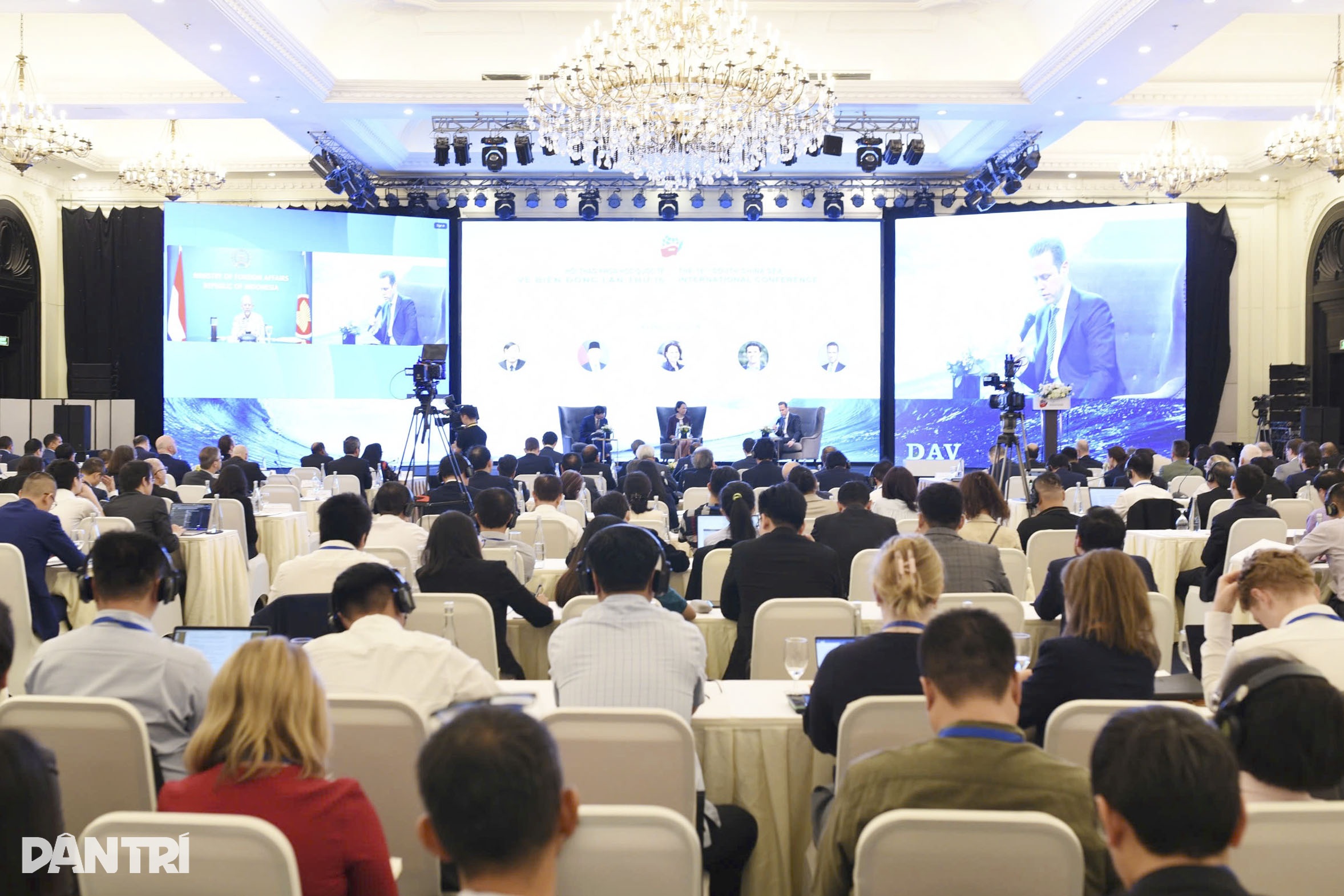 The integrity of the 1982 United Nations Convention on the Law of the Sea must be maintained - 1 Tính toàn vẹn Công ước Liên Hợp Quốc về Luật Biển năm 1982 cần được duy trì - 1