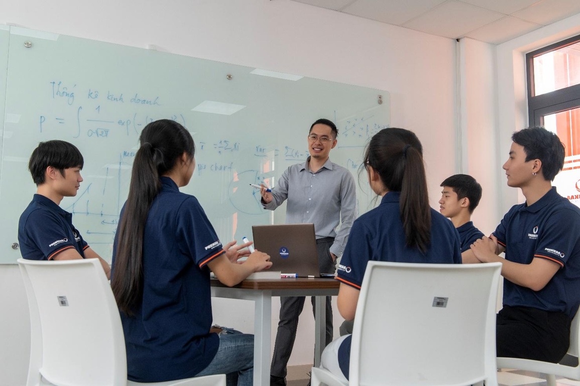 Cơn mưa học bổng trị giá lên đến 50 tỷ đồng của Trường Đại học Phenikaa - 1 Cơn mưa học bổng trị giá lên đến 50 tỷ đồng của Trường Đại học Phenikaa - 1