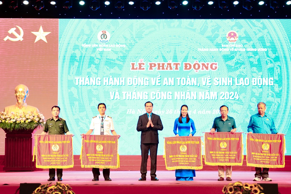 Phát động tháng an toàn lao động, tháng công nhân năm 2024 - 2