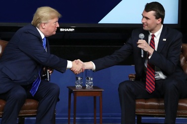 Charlie Kirk - đồng minh được Tổng thống Mỹ gọi là "thần đồng" phe bảo thủ