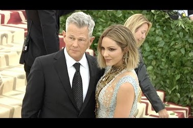 Katharine McPhee đẹp đôi bên chồng