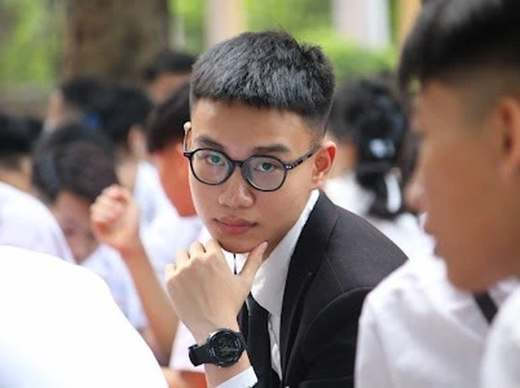 Thủ khoa khối C00 toàn quốc đỗ ngành điểm cao nhất Đại học Luật Hà Nội - 2 Thủ khoa khối C00 toàn quốc đỗ ngành điểm cao nhất Đại học Luật Hà Nội - 2