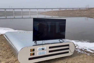 Chàng trai tự chế cục pin sạc dự phòng dung lượng… 27 triệu mAh