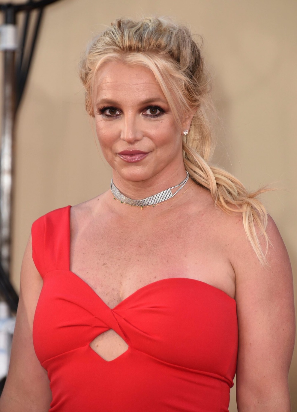 Britney Spears thoát khỏi chế độ giám hộ sau 13 năm - 4 Britney Spears thoát khỏi chế độ giám hộ sau 13 năm - 4