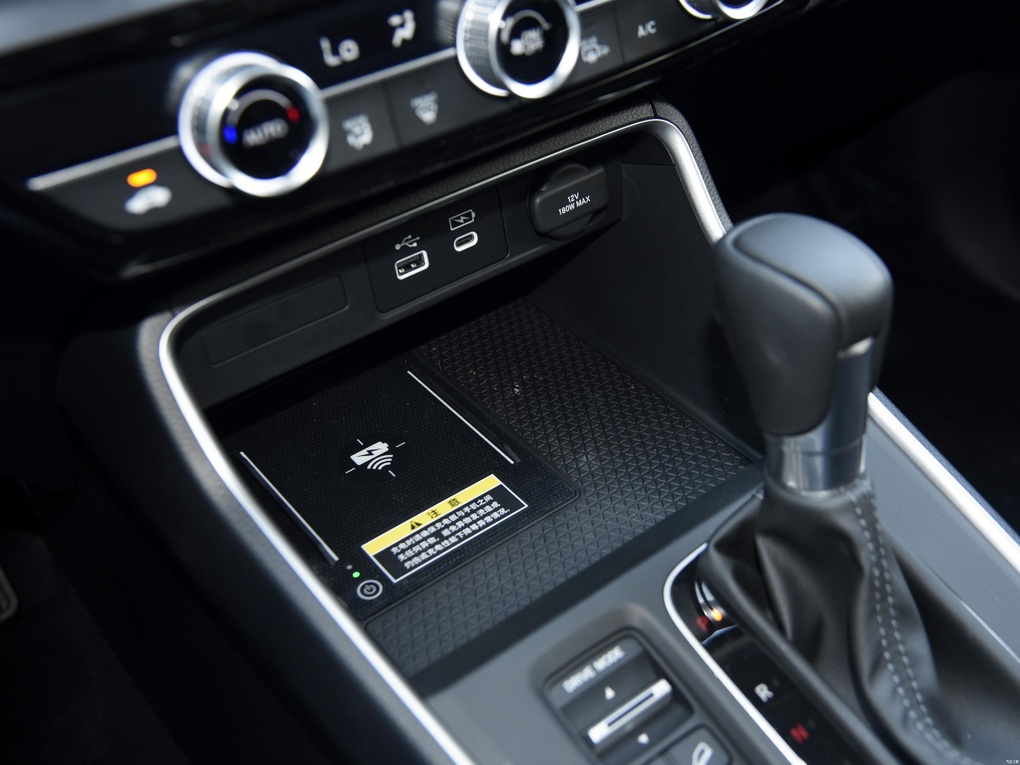 Soi chi tiết Honda CR-V 2023, về Việt Nam sẽ làm khó CX-5 và Tucson - 18 Soi chi tiết Honda CR-V 2023, về Việt Nam sẽ làm khó CX-5 và Tucson - 18