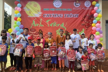 Bigo Live, mang Trung thu đến với huyện nghèo Ea H’leo