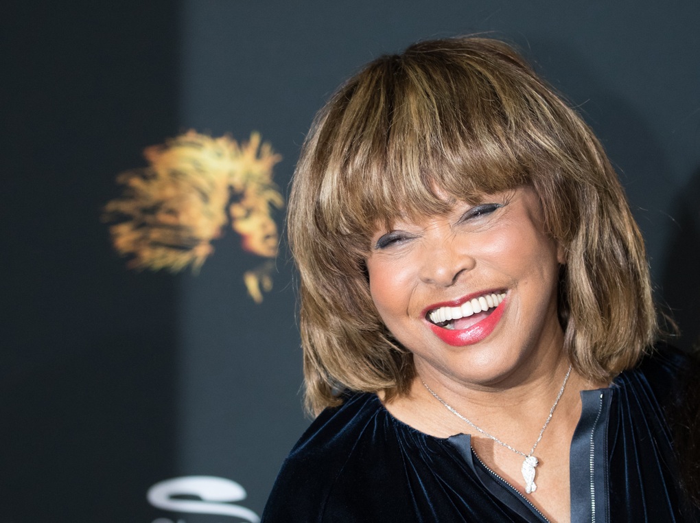 Tina Turner ra đi: Càng bị dìm xuống đáy, càng ngoi lên mãnh liệt - 4 Tina Turner ra đi: Càng bị dìm xuống đáy, càng ngoi lên mãnh liệt - 4