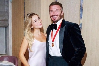 Nỗi buồn trong ngày phong tước Hiệp sĩ của David Beckham