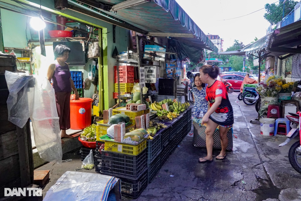 Hàng nước im lặng nuôi sống gia đình không nói, không nghe - 2 Hàng nước im lặng nuôi sống gia đình không nói, không nghe - 2