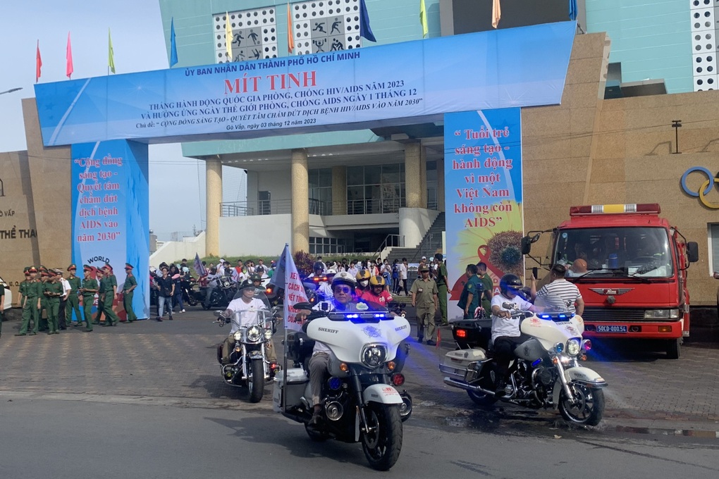 Nhiễm HIV trẻ hóa nhanh: TPHCM đang quản lý bao nhiêu bệnh nhân? - 1 Nhiễm HIV trẻ hóa nhanh: TPHCM đang quản lý bao nhiêu bệnh nhân? - 1