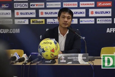 HLV Hữu Thắng nhận trách nhiệm và xin lỗi khán giả Việt Nam