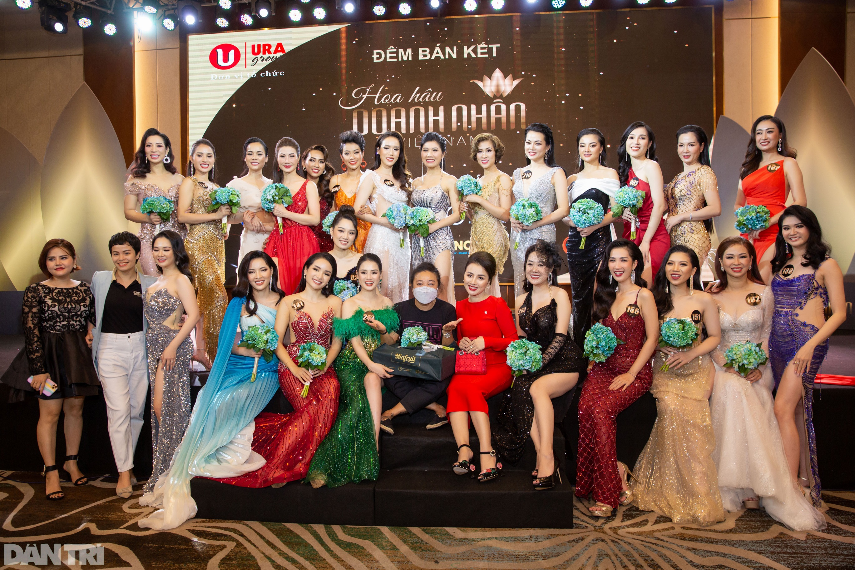 20 thí sinh vào vòng chung kết cuộc thi Hoa hậu Doanh nhân Việt Nam 2021 - 20 20 thí sinh vào vòng chung kết cuộc thi Hoa hậu Doanh nhân Việt Nam 2021 - 20