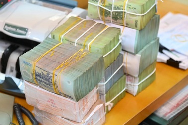 Cặp vợ chồng cầm đầu đường dây cho vay nặng lãi, thu lợi 15 tỷ đồng