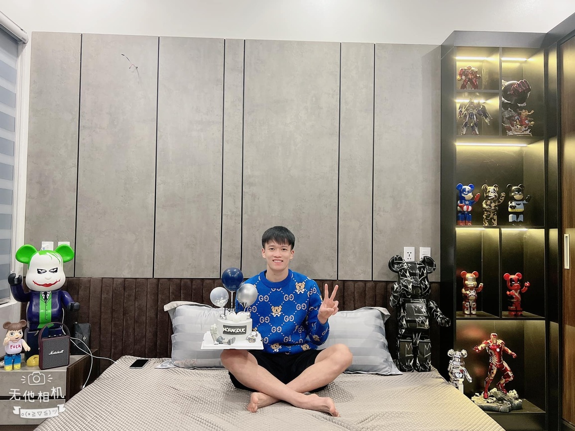 Hoàng Đức nhận mưa lời chúc, mong trở lại đội tuyển Việt Nam - 1 Hoàng Đức nhận mưa lời chúc, mong trở lại đội tuyển Việt Nam - 1