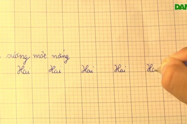 Nữ sinh nghèo dân tộc Thổ và nỗi buồn gác lại giấc mơ giảng đường đại học