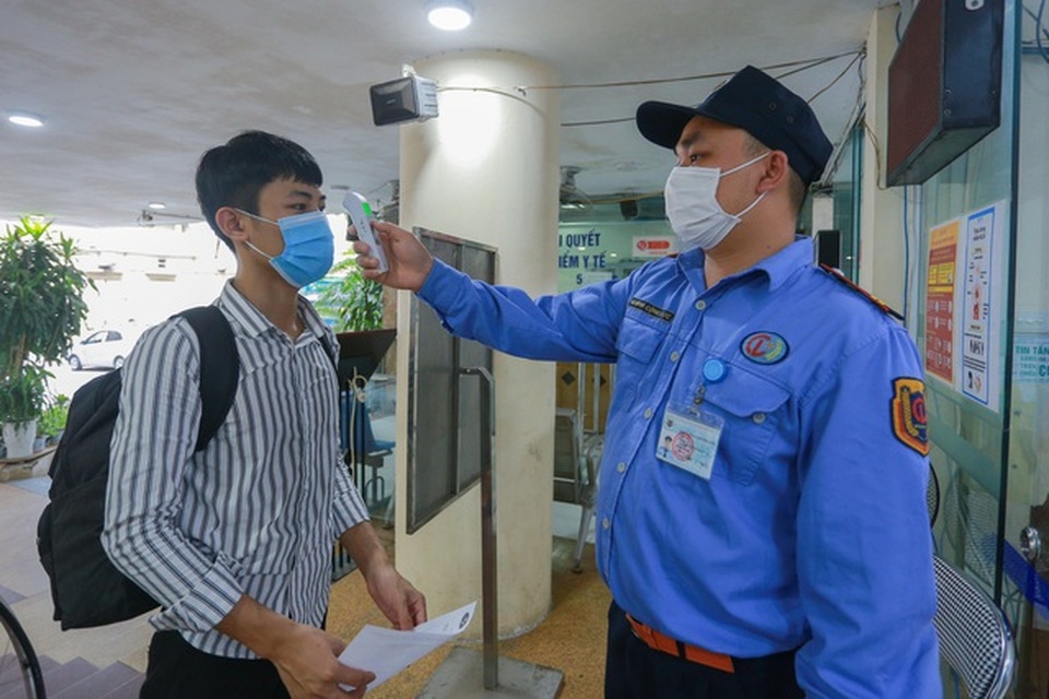 Bệnh viện tuyệt đối không được để “lọt” bệnh nhân Covid-19 - 1 Bệnh viện tuyệt đối không được để “lọt” bệnh nhân Covid-19 - 1