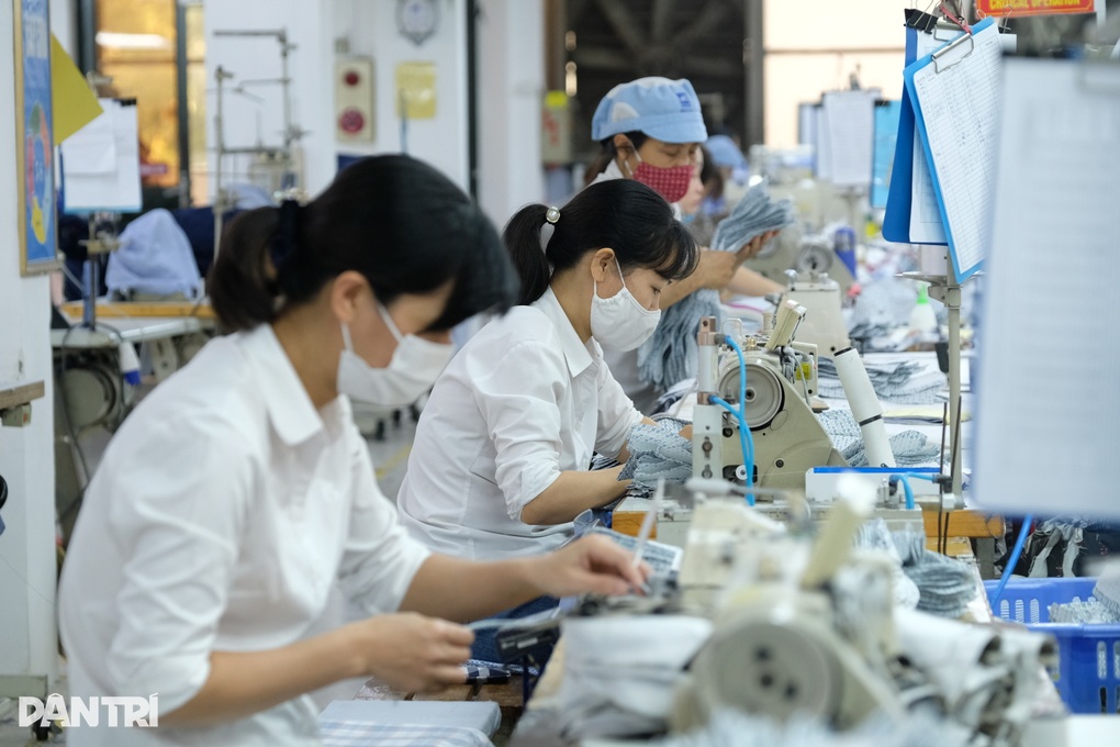 Đề xuất hỗ trợ mỗi lao động mất việc 3 triệu đồng - 3 Đề xuất hỗ trợ mỗi lao động mất việc 3 triệu đồng - 3