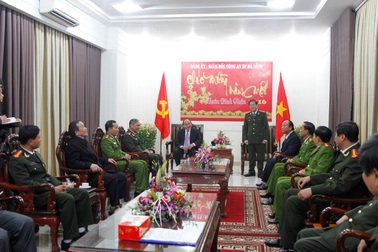 Phó Thủ tướng Nguyễn Xuân Phúc chúc Tết Đà Nẵng