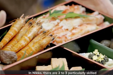 Suất cơm hộp buổi trưa 63 triệu đồng: Giá chát khiến chị em xôn xao