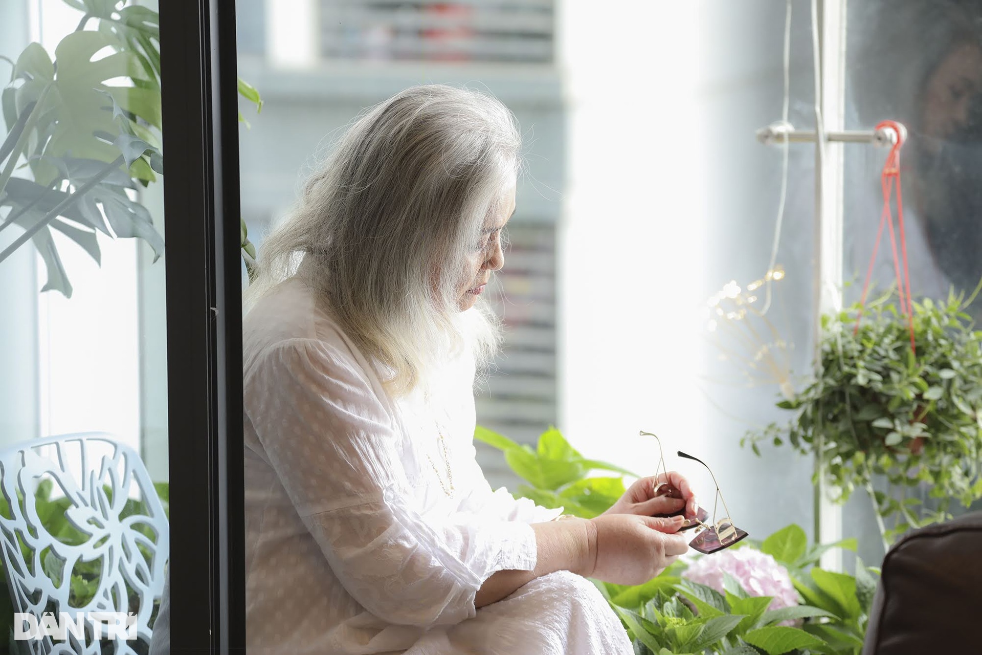NSND Hoàng Cúc U70: Dù ngày mai là tận thế với tôi, hôm nay vẫn vui sống - 2 NSND Hoàng Cúc U70: Dù ngày mai là tận thế với tôi, hôm nay vẫn vui sống - 2