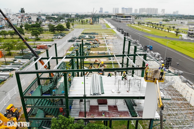 Hà Nội: Tiếp tục tháo dỡ khán đài đường đua F1 - 10 Hà Nội: Tiếp tục tháo dỡ khán đài đường đua F1 - 10