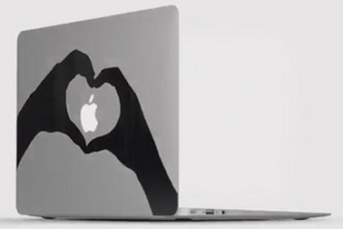 Apple tung clip quảng cáo độc đáo và thú vị cho MacBook Air