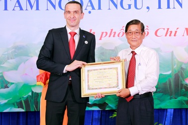 Trung tâm Anh ngữ ILA tiếp tục nhận khen thưởng của Sở GD&ĐT TPHCM