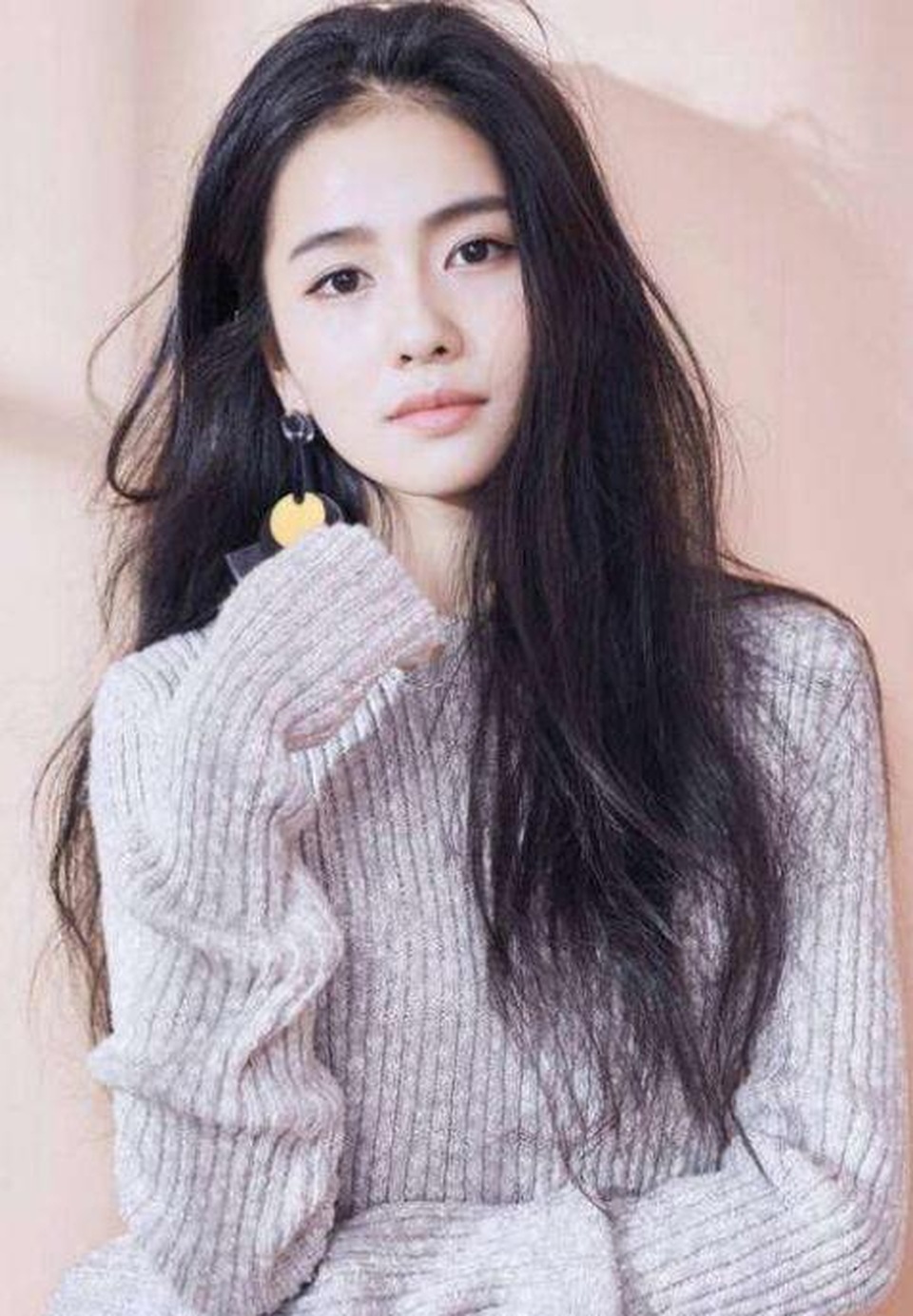 Làm quen với mỹ nhân của “Nửa là đường mật nửa là đau thương” - 17 Làm quen với mỹ nhân của “Nửa là đường mật nửa là đau thương” - 17