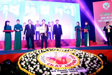 Vinamilk 21 năm liền nhận giải thưởng "Hàng Việt Nam chất lượng cao"